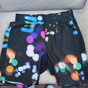 Lululemon Bokeh/City Lights Print Shorts — Black | Men’s